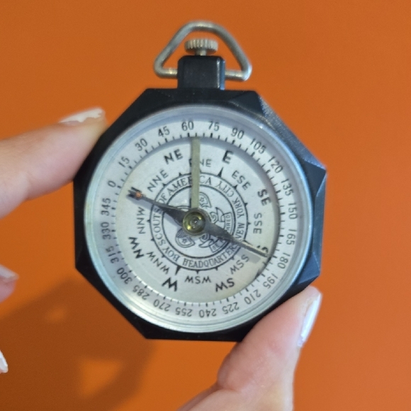 Vintage Compass with Black and Silver Accents - Picture 7 of 8